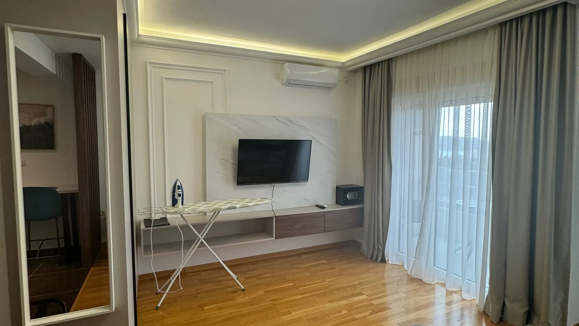 Rent, studio apartment, 34m², Bečići, Budva