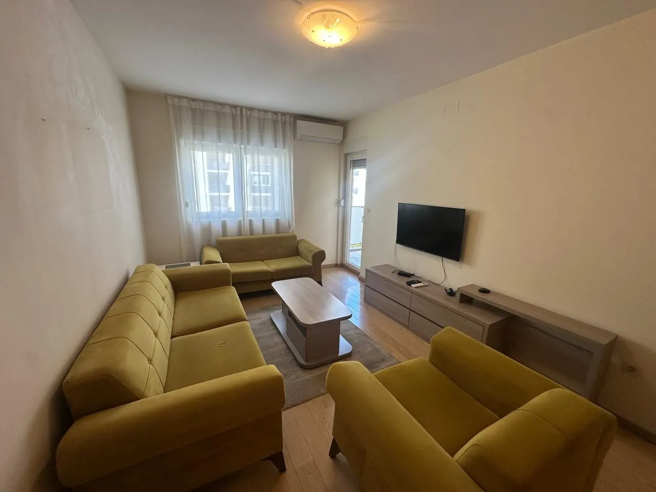 Rent, two bedroom apartment, 74m², City Kvart, Podgorica