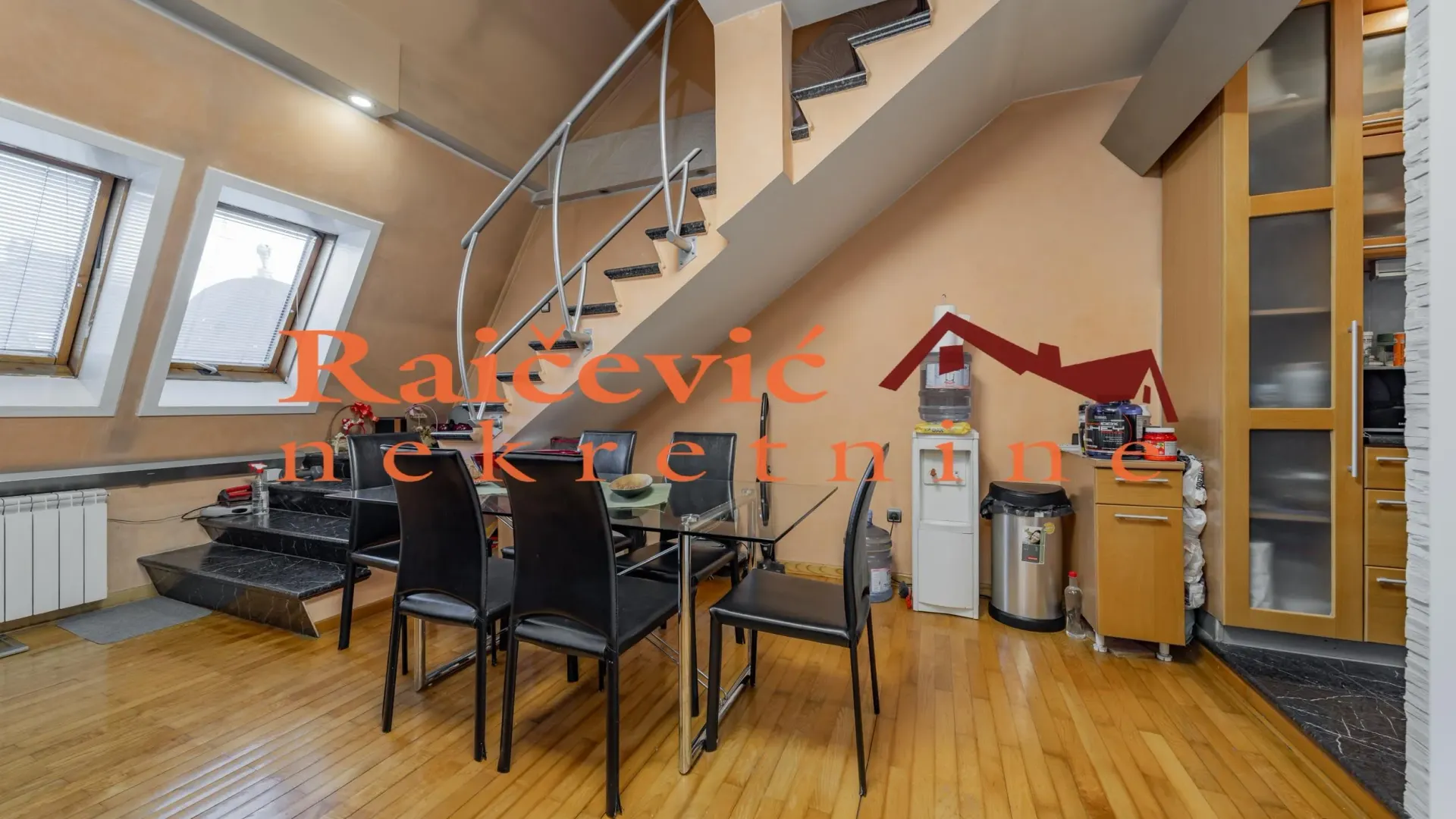 Prodaja, četvorosoban stan, 202m², Savski Venac, Beograd