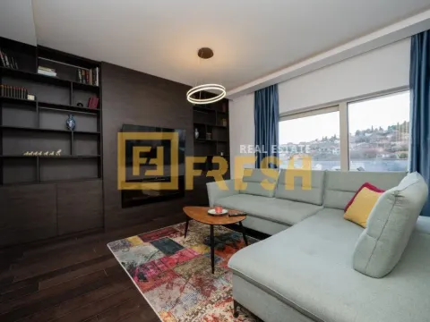 Izdavanje, trosoban stan, 110m², Momišići, Podgorica - image 30