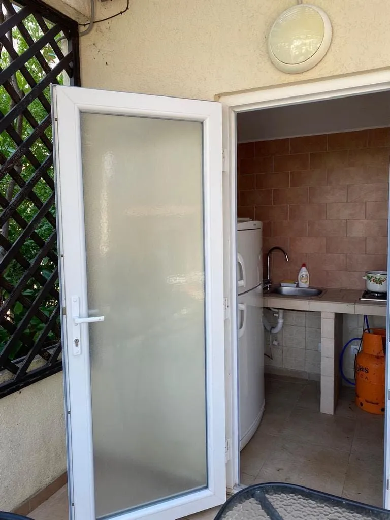 Prodaja, kuća, 250m², Dobra Voda, Bar
