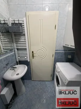 Izdavanje, jednosoban stan, 29m², Sajmište, Novi Sad - image 8