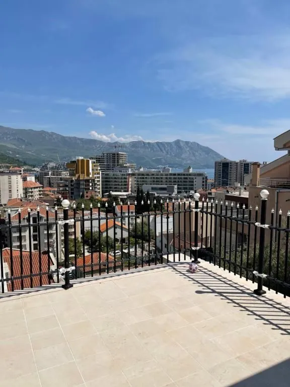 Prodaja, kuća, 828m², Budva, Crna Gora