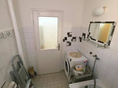 Izdavanje, stan, 20m², Savski Venac, Beograd - image 14