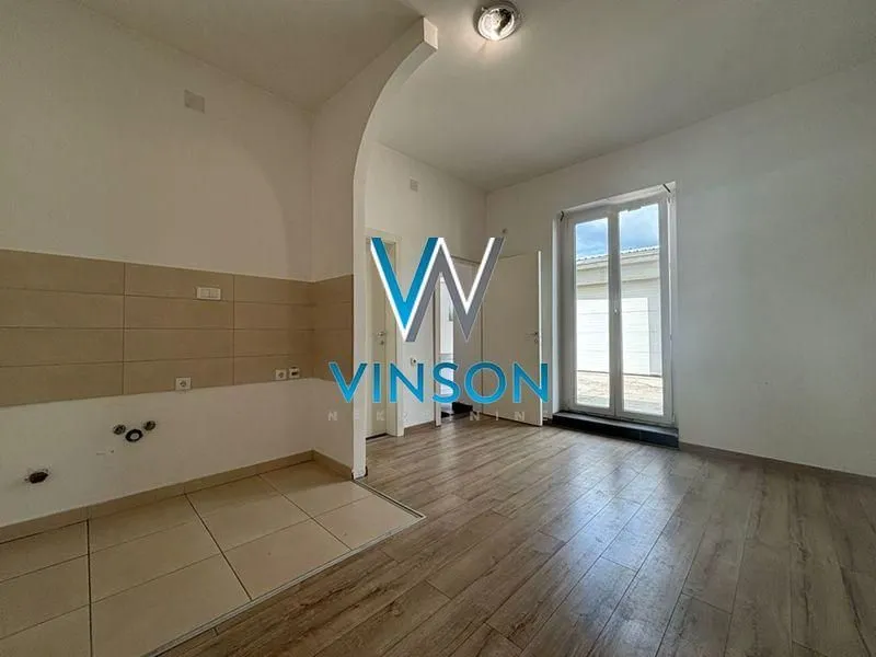 Rent, office space, 260m², Salajka, Novi Sad Sve Podlokacije