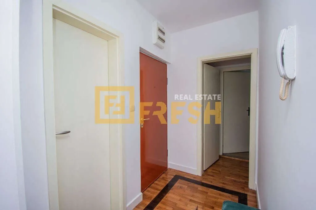 Prodaja, trosoban stan, 92m², Ljubović, Podgorica
