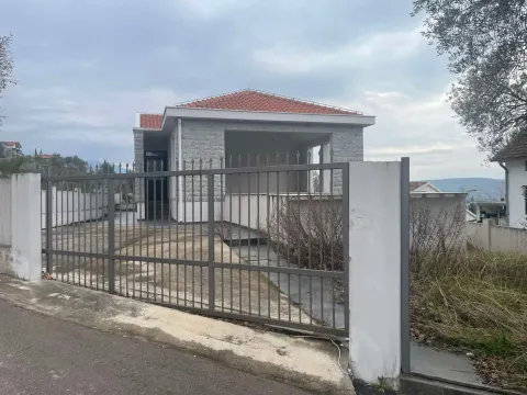 Prodaja, kuća, 341m², Kalimanj, Tivat - image 2