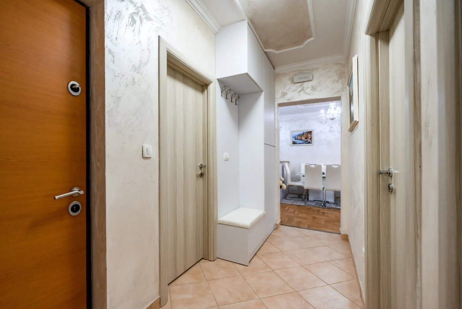 Rent, two bedroom apartment, 65m², Stari Aerodrom, Podgorica