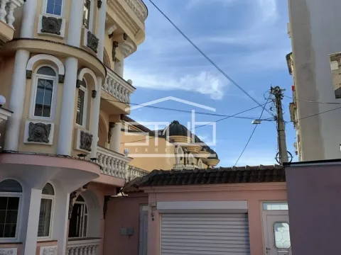 Izdavanje, kuća, 480m², Stari Grad, Beograd - image 7