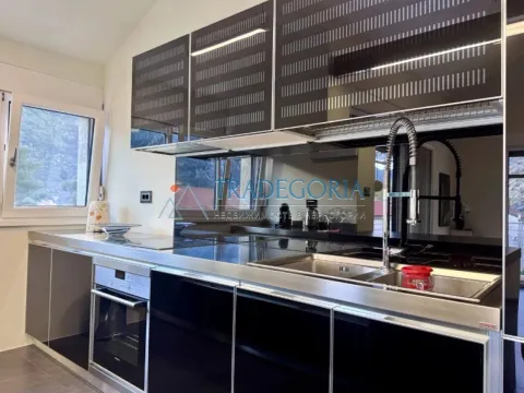 Prodaja, dvosoban stan, 129m², Dobrota, Kotor - image 22