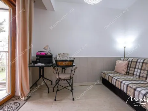 Sale, two bedroom apartment, 77m², Tivat, Crna Gora - image 19