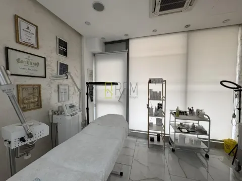 Sale, office space, 42m², Dalmatinska ulica, Podgorica - image 6