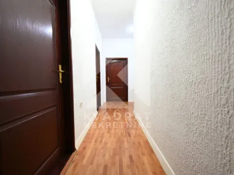 Rent, office space, 70m², Centar, Podgorica - image 11