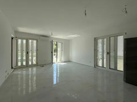 Prodaja, dvosoban stan, 63m², Mrčevac, Tivat - image 12