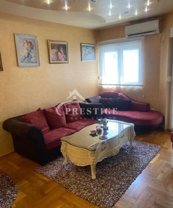 Izdavanje, jednosoban stan, 47m², Pobrežje, Podgorica