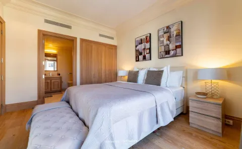 Rent, one bedroom apartment, 67m², Porto Montenegro, Tivat - image 18