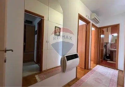 Izdavanje, trosoban stan, 90m², Preko Morače, Podgorica - image 5