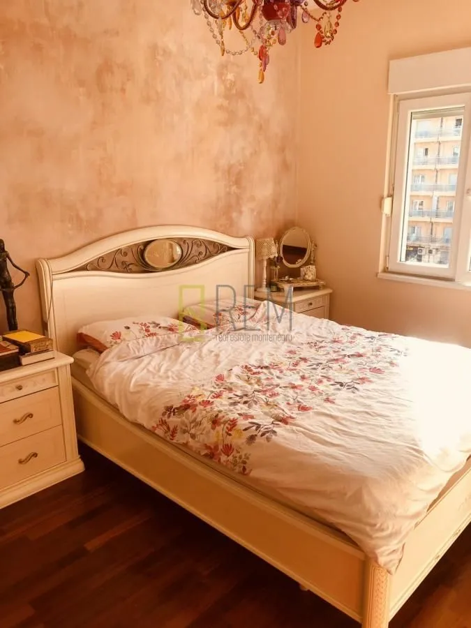 Prodaja, dvosoban stan, 70m², City Kvart, Podgorica