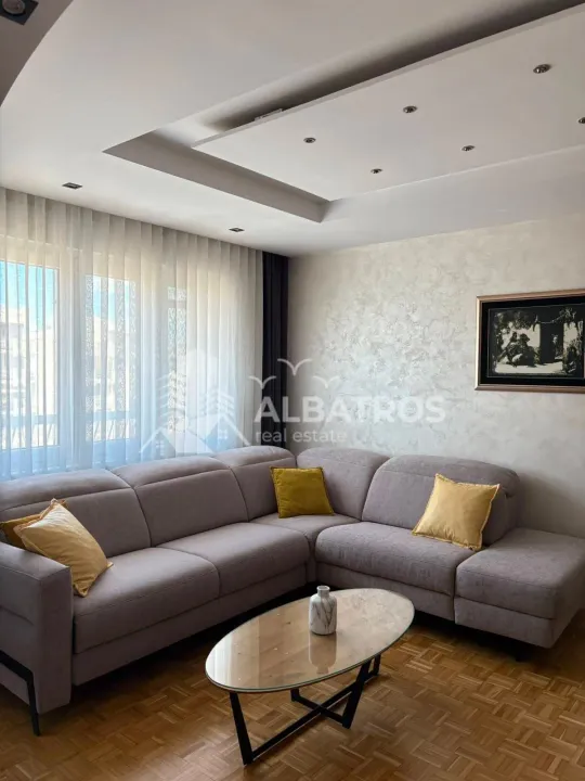 Rent, one bedroom apartment, 60m², Centar, Bar