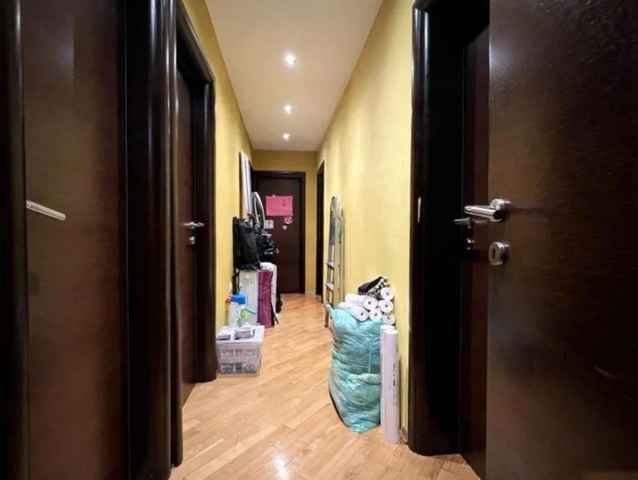 Prodaja, četvorosoban stan, 121m², Lepa Kata, Podgorica