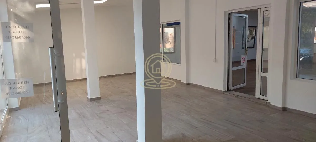 Rent, office space, 202m², Voždovac Sve Podlokacije, Beograd