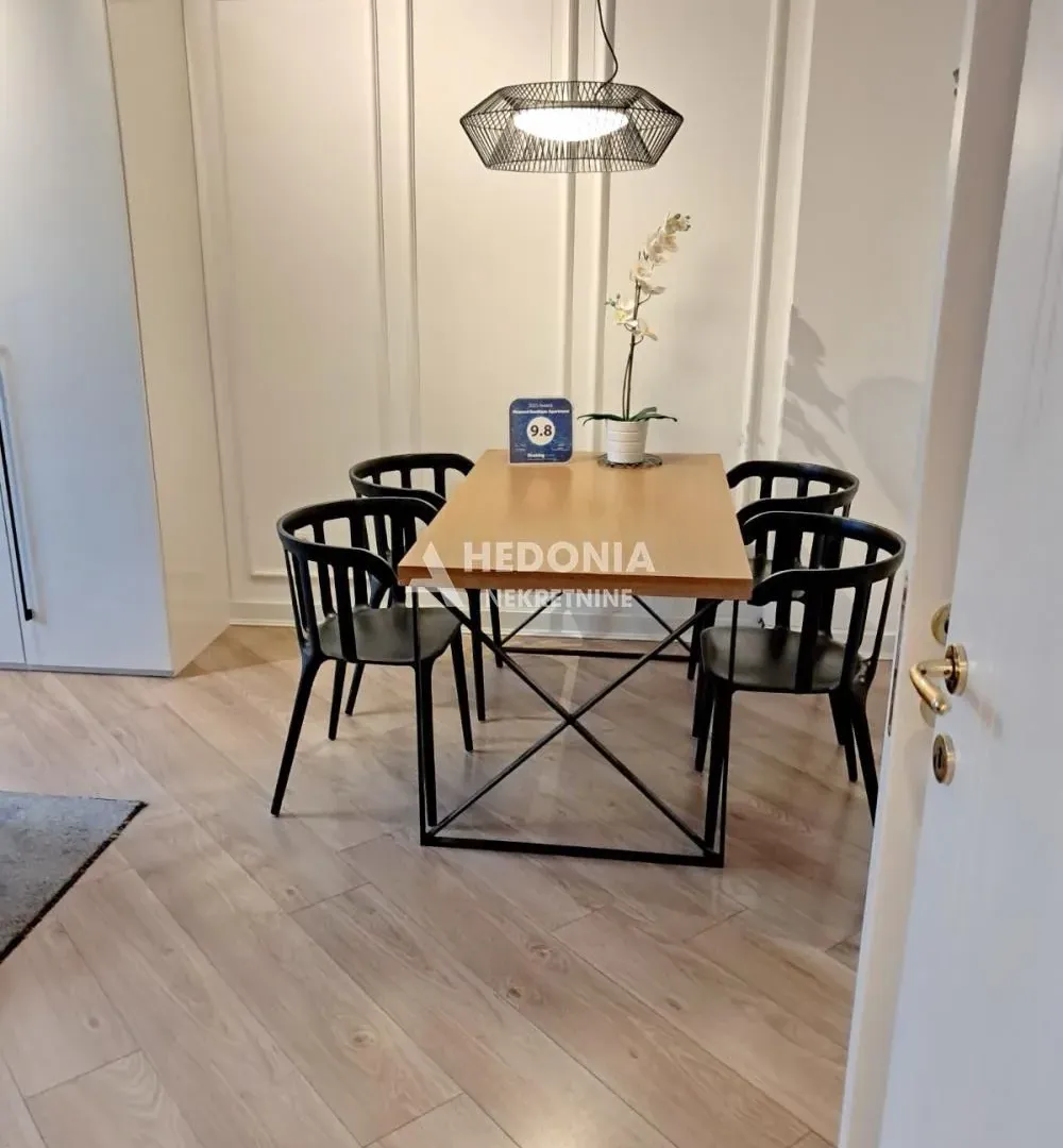 Sale, three bedroom apartment, 73m², Stari Grad, Beograd