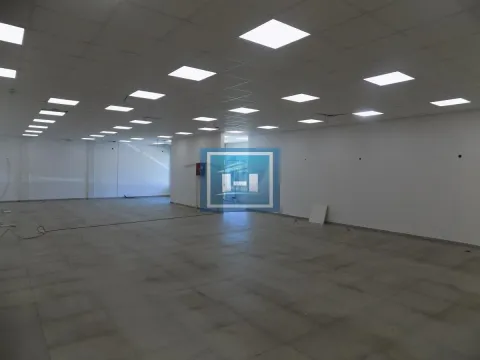 Izdavanje, poslovni prostor, 322m², Paraćin, Srbija - image 3