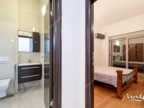 Sale, one bedroom apartment, 57m², Dobrota, Kotor - image 24