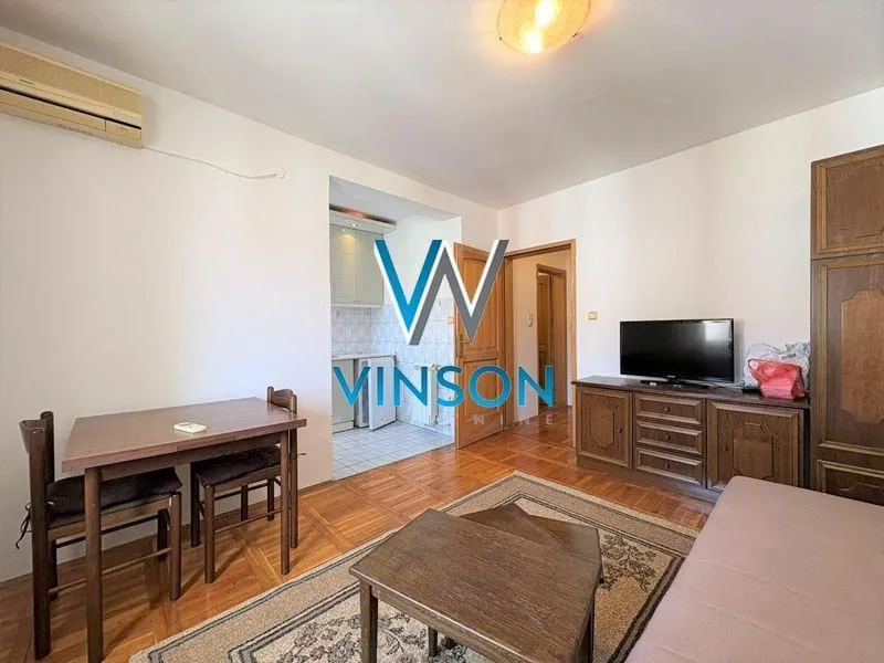 Izdavanje, jednosoban stan, 23m², Bulevar Oslobodjenja, Novi Sad Sve Podlokacije