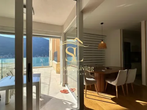 Sale, two bedroom apartment, 86m², Dobrota, Kotor - image 2