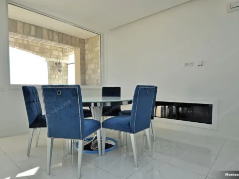 Prodaja, dvosoban stan, 131m², Bečići, Budva - image 11