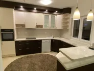 Izdavanje, trosoban stan, 120m², City Kvart, Podgorica - image 4