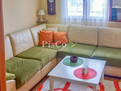 Izdavanje, dvosoban stan, 63m², Stari Aerodrom, Podgorica