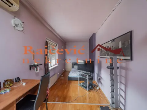 Sale, four bedroom apartment, 160m², Profesorska Kolonija, Palilula Sve Podlokacije - image 18