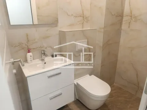 Izdavanje, poslovni prostor, 135m², Vukov Spomenik, Zvezdara Sve Podlokacije - image 14