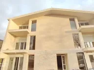 Prodaja, kuća, 527m², Sutvara, Kotor - image 1