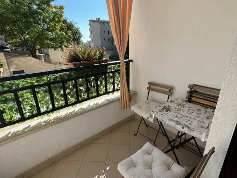 Rent, one bedroom apartment, 40m², Lazi, Budva - image 10