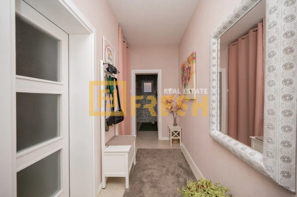 Sale, house, 180m², Dalmatinska ulica, Podgorica