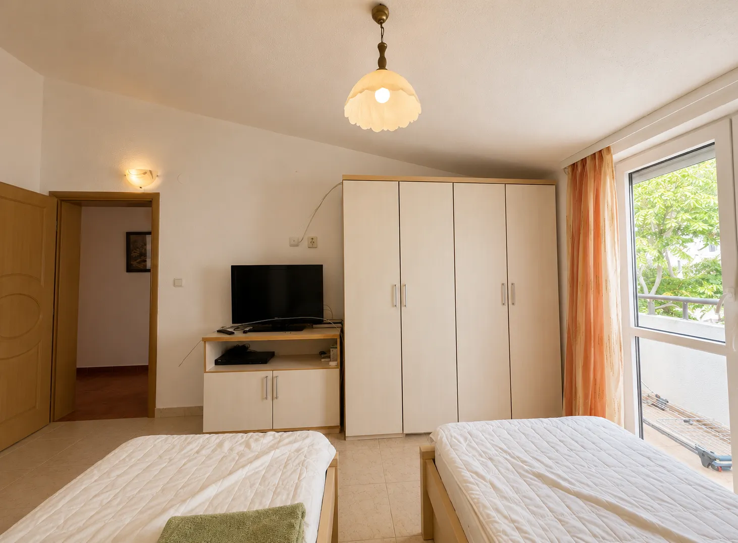 Prodaja, četvorosoban stan, 173m², Petrovac, Budva