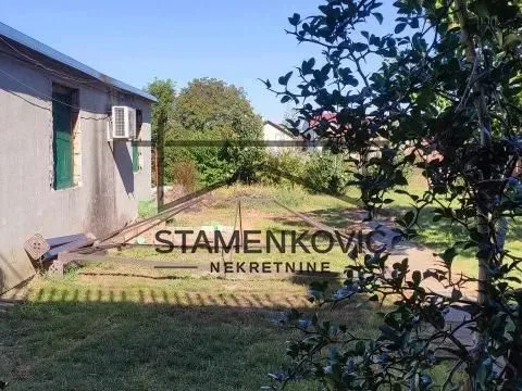 Prodaja, kuća, 330m², Veternik, Novi Sad Sve Podlokacije - image 19