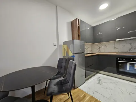 Izdavanje, jednosoban stan, 42m², Avijatičarsko naselje, Novi Sad Sve Podlokacije - image 4