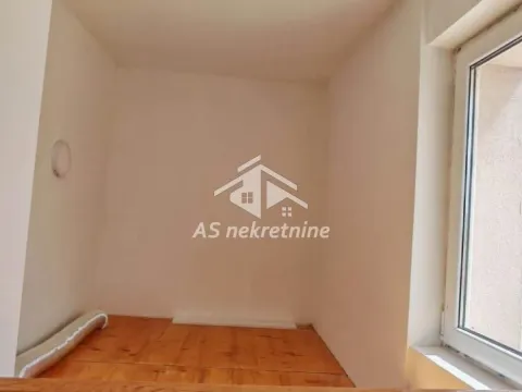 Izdavanje, trosoban stan, 74m², Gradska Bolnica, Zvezdara Sve Podlokacije - image 24