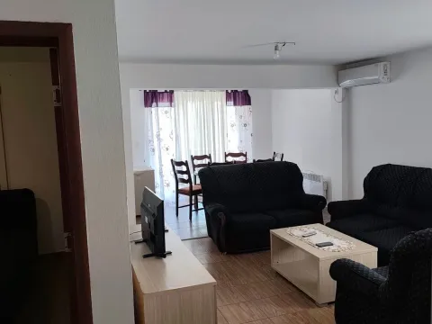 Rent, house, 60m², Momišići, Podgorica - image 9