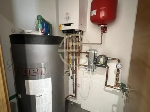 Prodaja, kuća, 181m², Sremska Kamenica, Petrovaradin - image 16