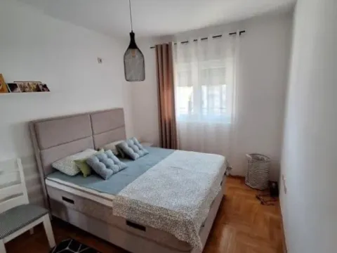 Izdavanje, jednosoban stan, 55m², Pobrežje, Podgorica - image 7