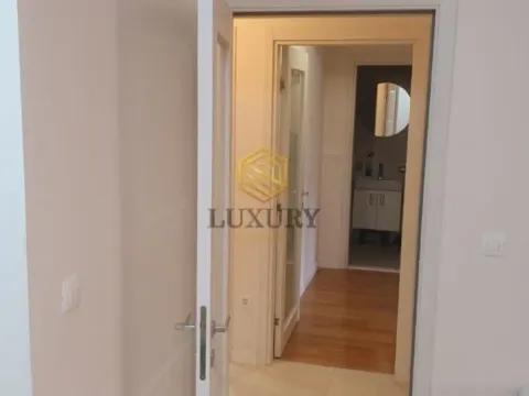 Izdavanje, dvosoban stan, 69m², Central Point, Podgorica - image 13