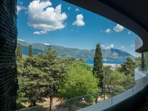 Izdavanje, dvosoban stan, 90m², Budva, Crna Gora - image 2