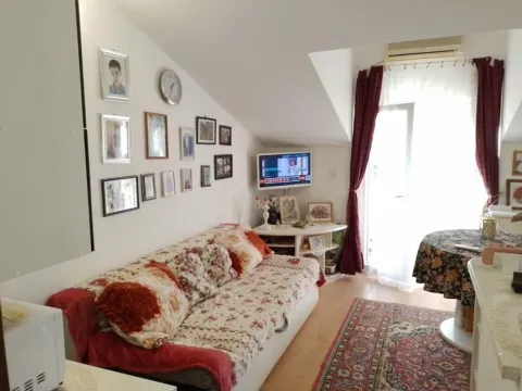 Sale, one bedroom apartment, 40m², Podkošljun, Budva - image 3
