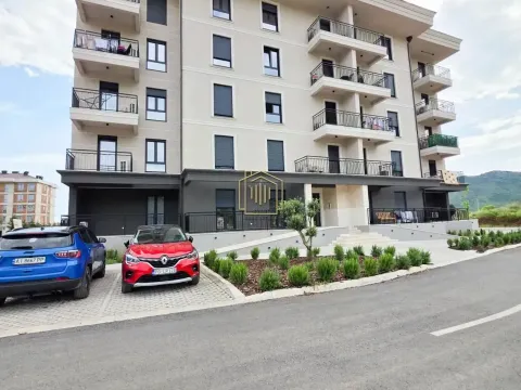 Rent, one bedroom apartment, 39m², Tološi, Podgorica - image 2