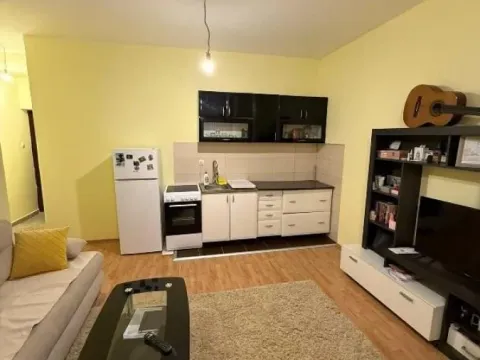 Prodaja, jednosoban stan, 30m², Uciteljsko Naselje, Zvezdara Sve Podlokacije - image 3